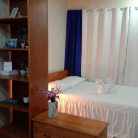 Makan Jamil Transient Home Manila Esterno foto